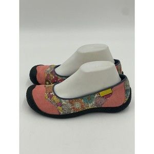Keen Floral Pattern Cloth Slip On Shoes 8.5